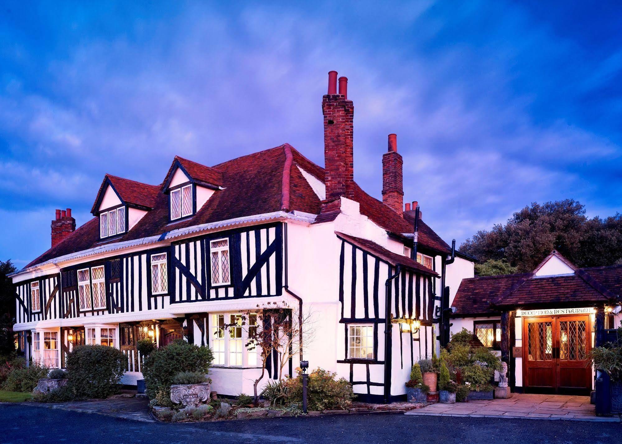 Marygreen Manor Brentwood Exterior photo